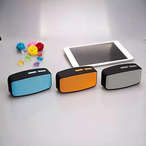 Easy Listener Bluetooth Speaker and MP3 player Salmon Lucky